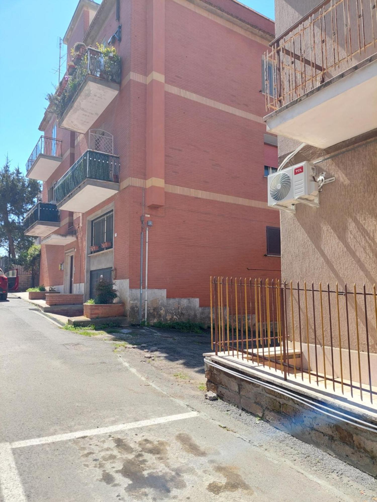 Appartamento Mary T House Campagnano Di Roma Esterno foto